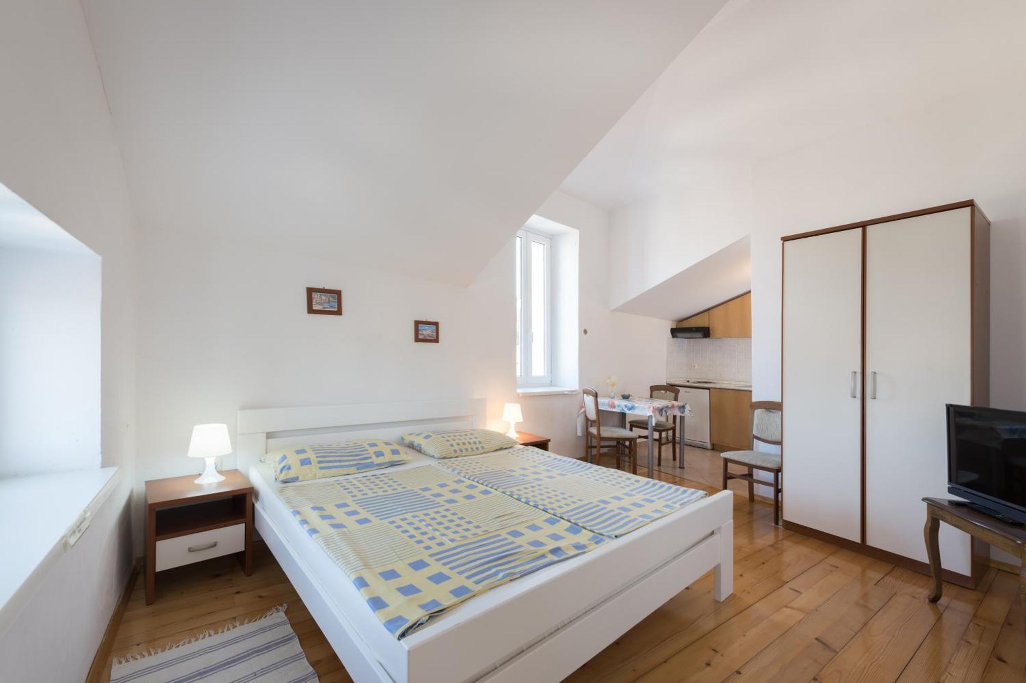 Apartments Mirakul Mali Lošinj Cameră foto