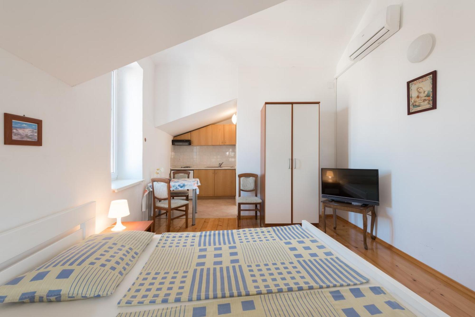 Apartments Mirakul Mali Lošinj Cameră foto