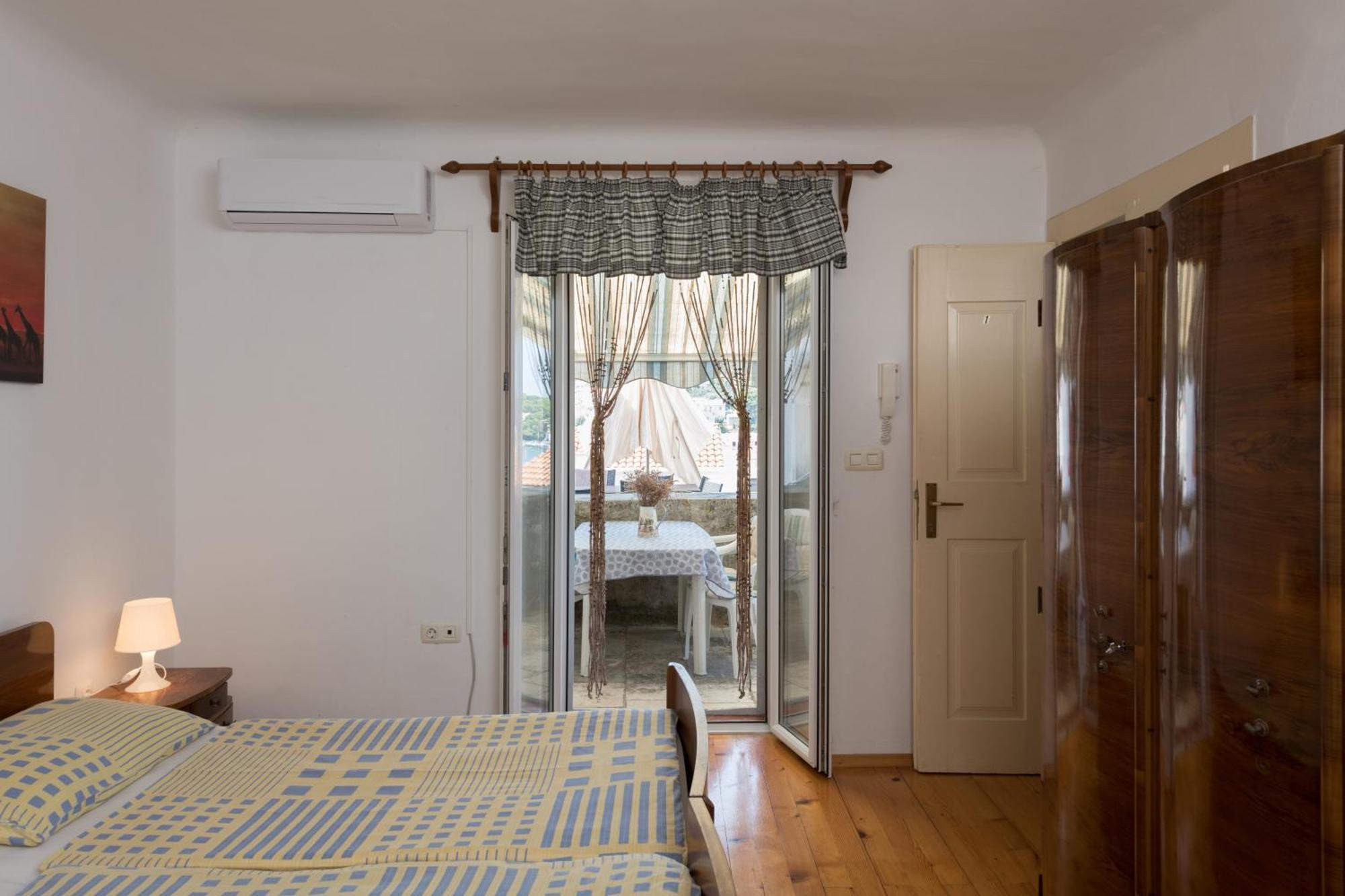 Apartments Mirakul Mali Lošinj Cameră foto
