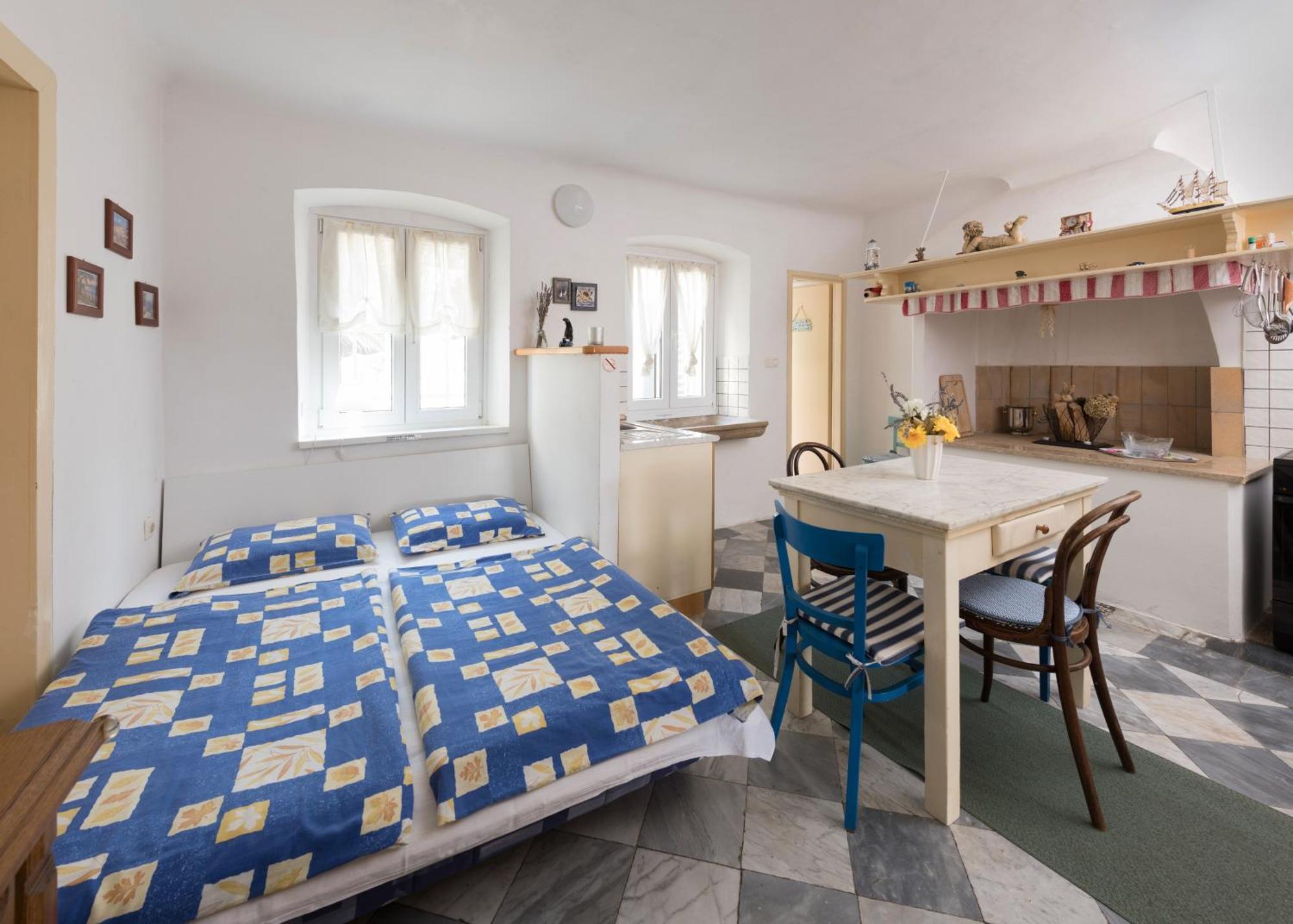 Apartments Mirakul Mali Lošinj Cameră foto